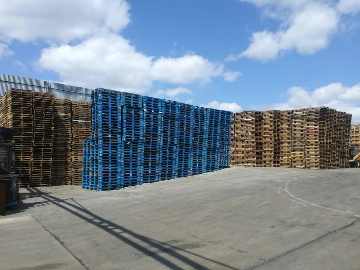 Armani Pallets LLC