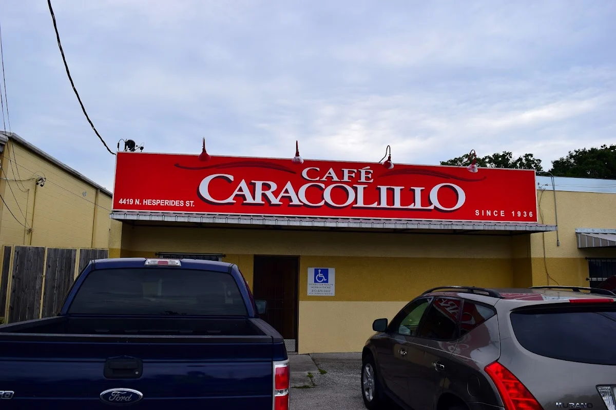 Caracolillo Coffee Mills (CCM)