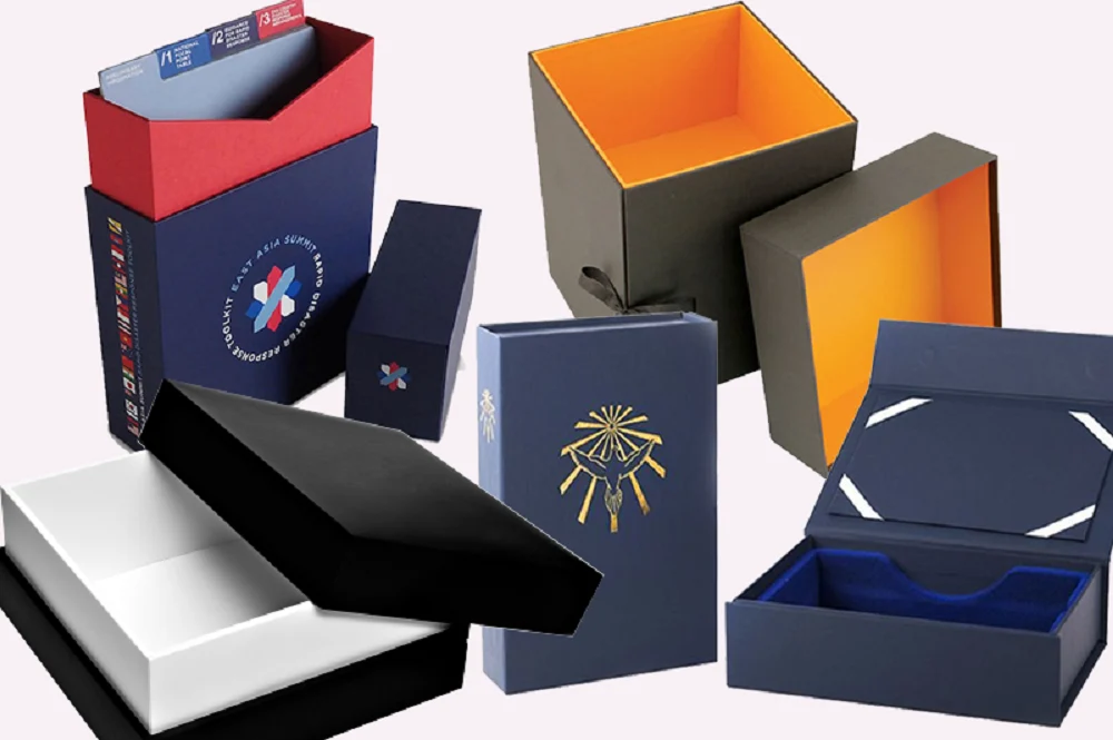 Custom Boxes Hub