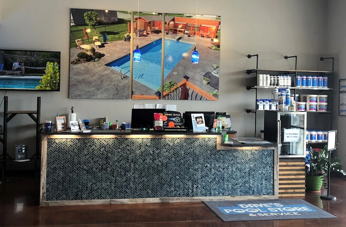 Dave's Pool Store, Service & Construction