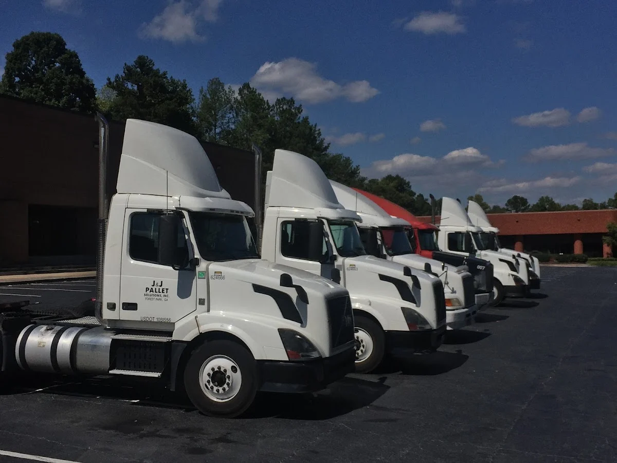 J & J Pallet Solutions Inc