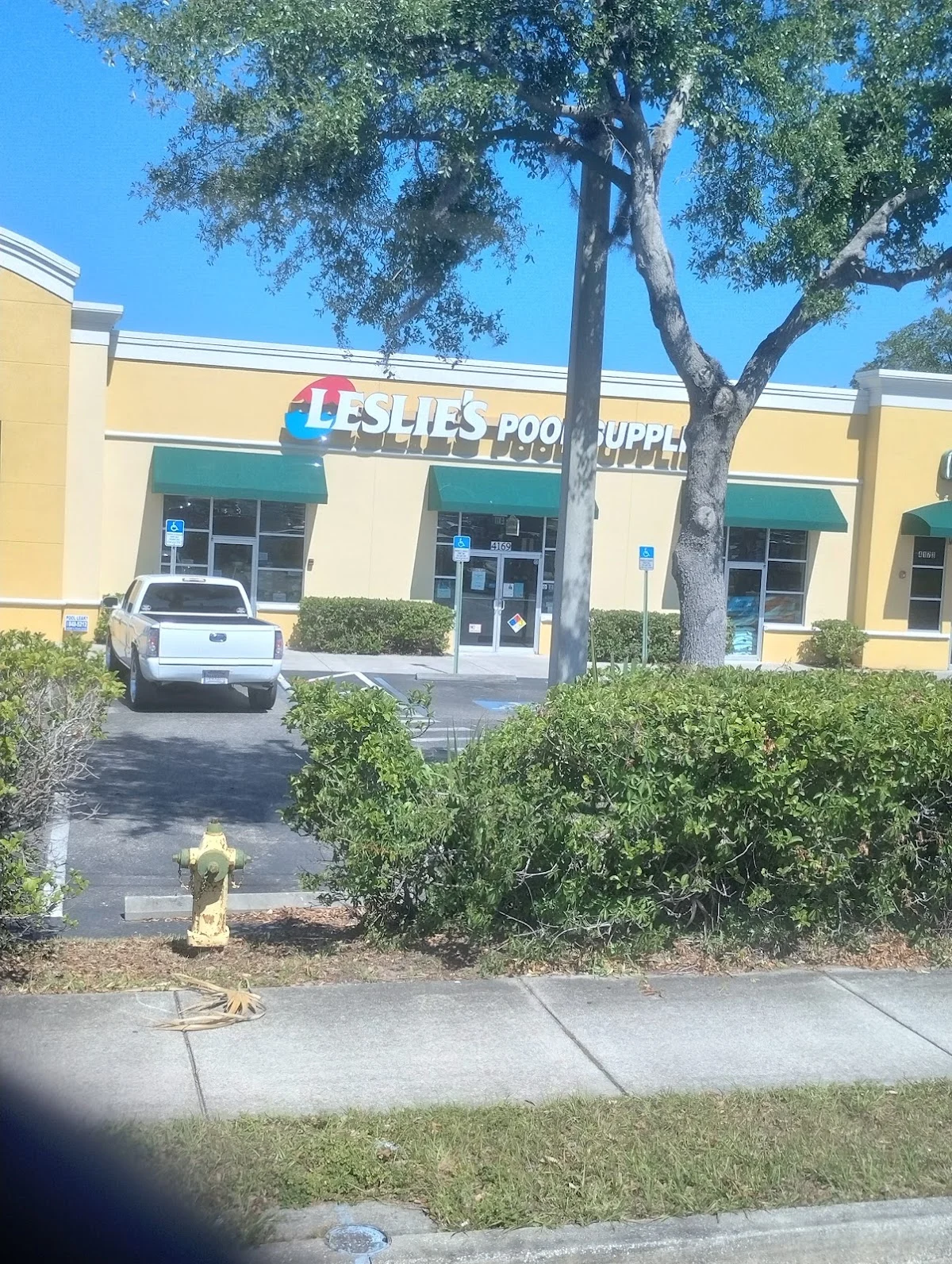 Leslie's Pool Supplies