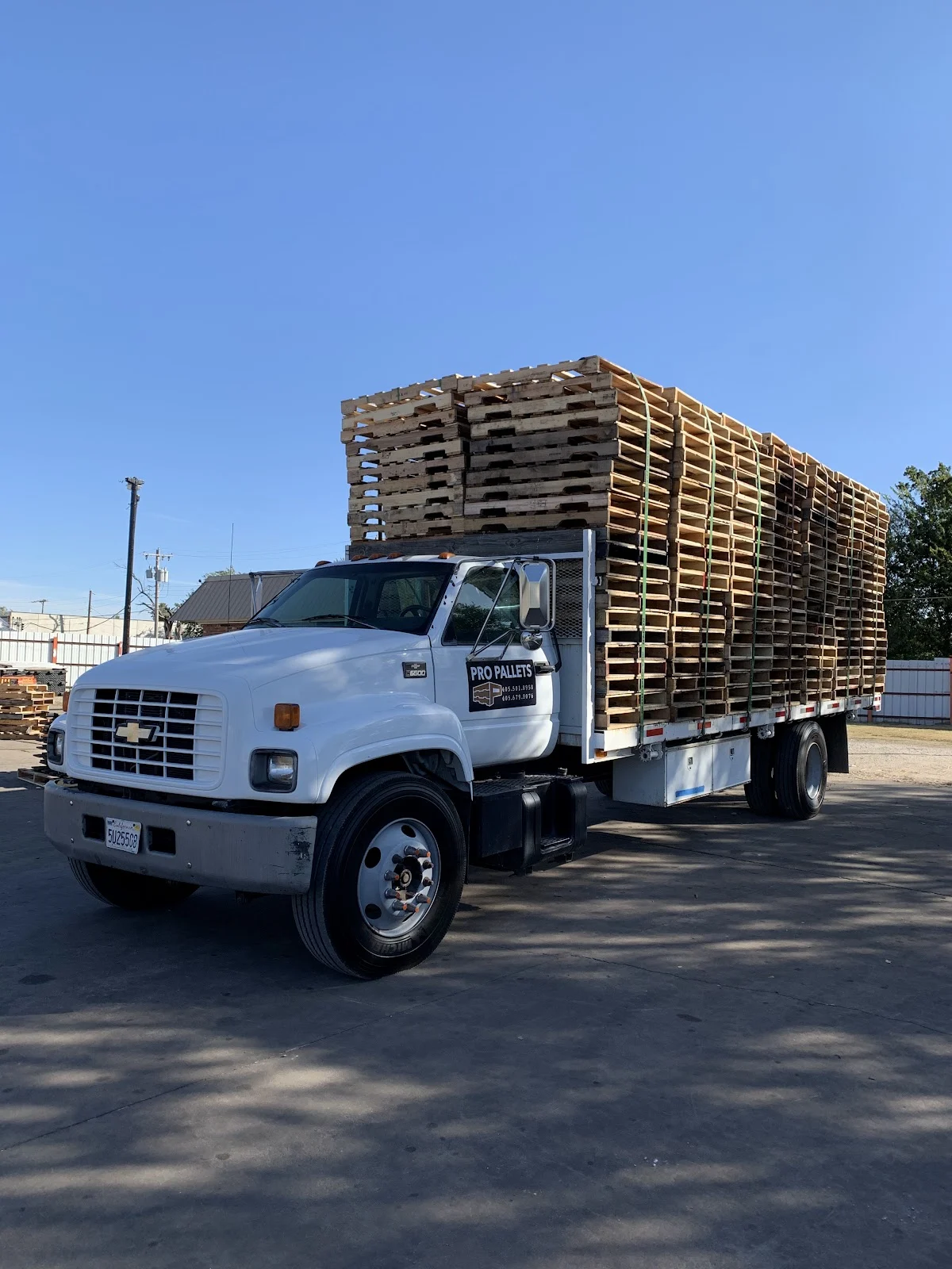 PRO PALLETS LLC
